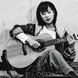 日本护士脱裤子自慰
